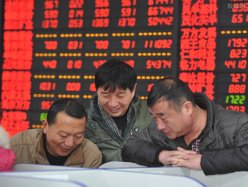 美联储政策分歧加剧，市场预期9月降息概率超九成